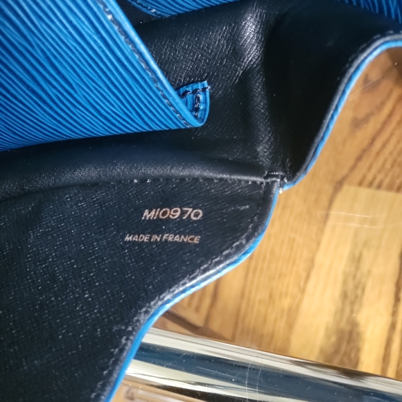 Louis Vuitton Epi Cartouchiere GMToledo Blue Shoulder Crossbody Bag..Authentic.. - Picture 9 of 16